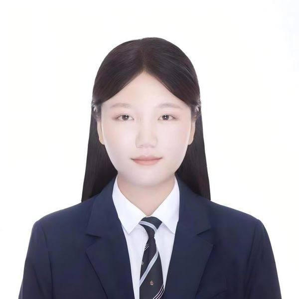 袁依欣